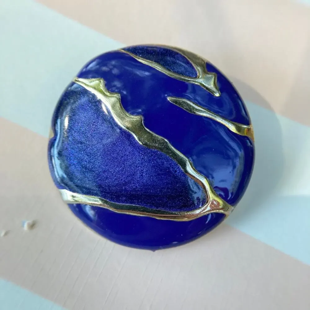 80s style blue gold zig zag post earrings
